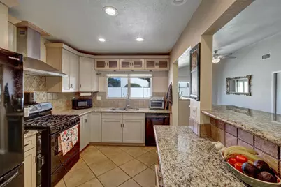 1733 Schooner Way, Carlsbad, CA 92008 - Photo 9