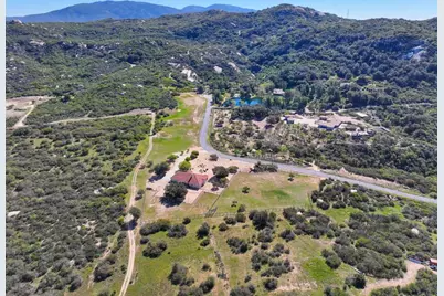 10204 Mount Olympus Valley Rd Road, Fallbrook, CA 92028 - Photo 45