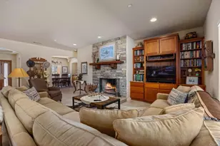 10204 Mount Olympus Valley Rd Rd, Fallbrook, CA 92028 - Photo 21