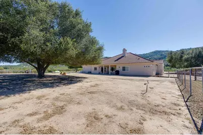 10204 Mount Olympus Valley Rd Road, Fallbrook, CA 92028 - Photo 37
