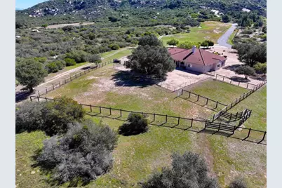 10204 Mount Olympus Valley Rd Road, Fallbrook, CA 92028 - Photo 55