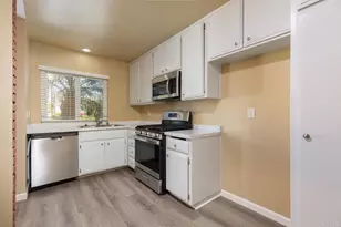 3433 Sea Breeze Walk, Oceanside, CA 92056 - Photo 5