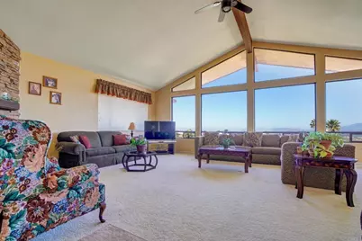 10549 Cerveza Drive, Escondido, CA 92026 - Photo 9