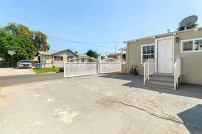 4905 Morgan Avenue, Los Angeles, CA 90011 - Photo 19