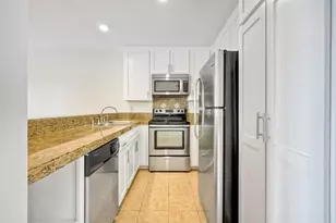 2251 Altisma Way, Carlsbad, CA 92009 - Photo 9