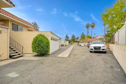 2251 Altisma Way #202, Carlsbad, CA 92009 - Photo 35