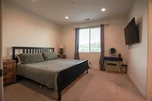 2137 Solara Ln, Vista, CA 92081 - Photo 11