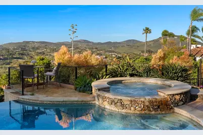 18102 Via Ascenso, Rancho Santa Fe, CA 92067 - Photo 11