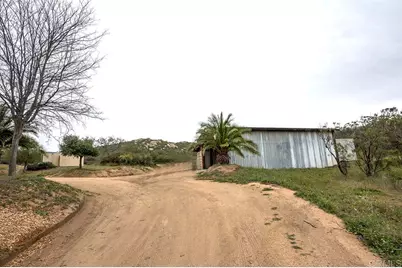 42950 Wildwood Lane, Aguanga, CA 92536 - Photo 19