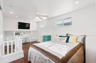 1624 N Coast Hwy 101, Encinitas, CA 92024 - Photo 23