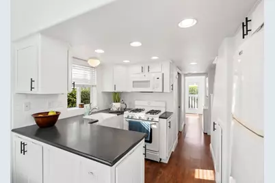 1624 N Coast Highway 101 #2, Encinitas, CA 92024 - Photo 9