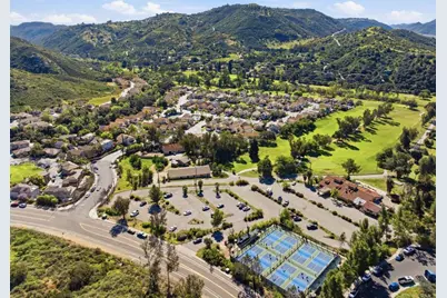 8899 Tobira Drive, Escondido, CA 92026 - Photo 43