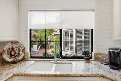 28766 Vista Valley Dr, Vista, CA 92084 - Photo 25