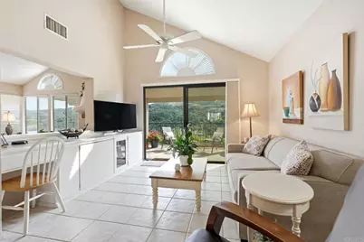 28766 Vista Valley Dr, Vista, CA 92084 - Photo 19