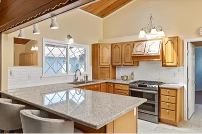 843 Alta Vista Drive, Vista, CA 92084 - Photo 9