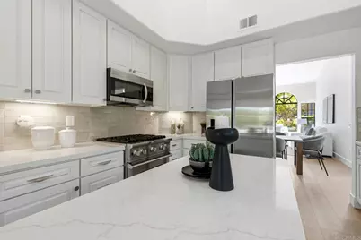 630 Poinsettia Park, Encinitas, CA 92024 - Photo 25