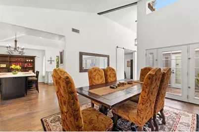 1305 Scenic Dr, Escondido, CA 92029 - Photo 19