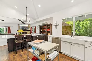 1305 Scenic Dr, Escondido, CA 92029 - Photo 15