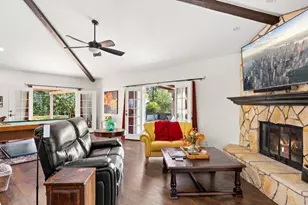 1305 Scenic Dr, Escondido, CA 92029 - Photo 9