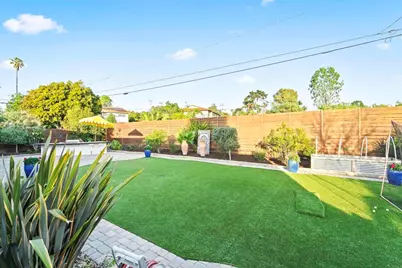 804 Cypress Drive, Vista, CA 92084 - Photo 37