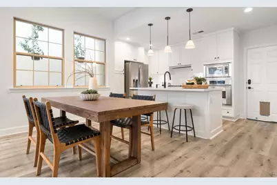 2124 Historic Decatur Rd, San Diego, CA 92106 - Photo 9