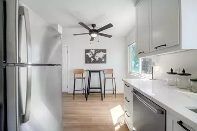 2238 Manchester Avenue, Cardiff by the Sea, CA 92007 - Photo 17