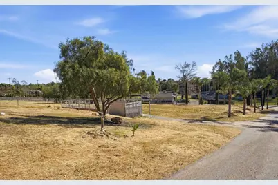 358 Spanish Spur, Fallbrook, CA 92028 - Photo 35