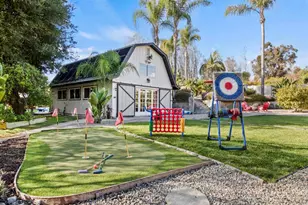 2455 Clearcrest Ln, Fallbrook, CA 92028 - Photo 3