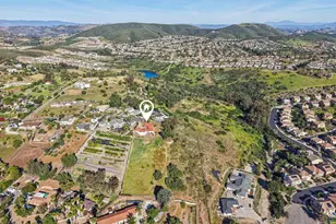 2397 Mira Sol Dr, Vista, CA 92084 - Photo 47