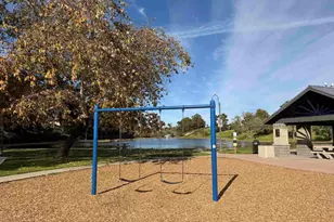 525 Calle Montecito, Oceanside, CA 92057 - Photo 21