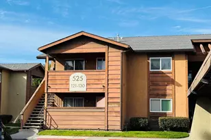 525 Calle Montecito, Oceanside, CA 92057 - Photo 1