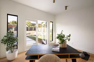 1860 Valencia Ave, Carlsbad, CA 92008 - Photo 13