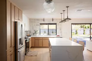 1860 Valencia Ave, Carlsbad, CA 92008 - Photo 7