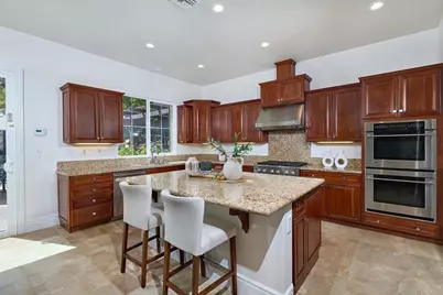 3221 Corte Tamarindo, Carlsbad, CA 92009 - Photo 11