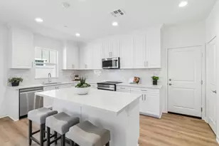 701 Kingbird Loop, Oceanside, CA 92058 - Photo 3