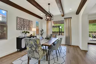 6640 Hollyleaf Ct, Carlsbad, CA 92011 - Photo 5