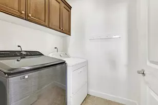 6640 Hollyleaf Ct, Carlsbad, CA 92011 - Photo 29