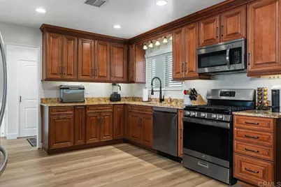 3945 Shenandoah Drive, Oceanside, CA 92056 - Photo 9