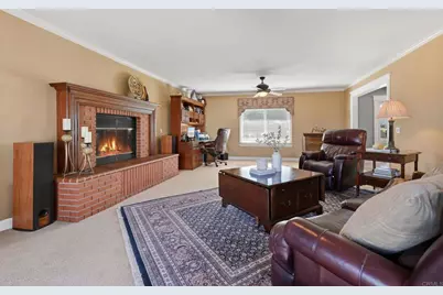 2525 Dundee Way, Vista, CA 92081 - Photo 19