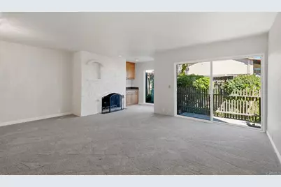 1915 Estrella De Mar Ct #C, Carlsbad, CA 92009 - Photo 23