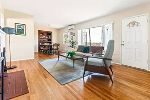 471 Palm Dr, Vista, CA 92084 - Photo 3