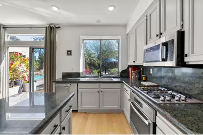 32147 Corte Florecita, Temecula, CA 92592 - Photo 17