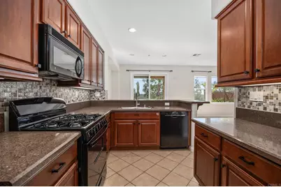 1235 Highbluff Avenue, San Marcos, CA 92078 - Photo 3