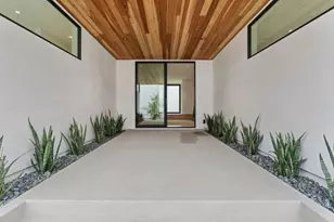 2052 Montgomery Ave, Cardiff by the Sea, CA 92007 - Photo 33