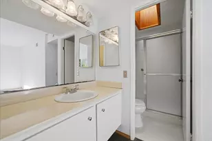 13027 Via Del Valedor, San Diego, CA 92129 - Photo 23