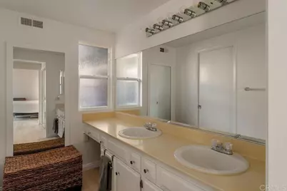 131 Ebano Ct, Solana Beach, CA 92075 - Photo 27