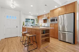 7945 Calle Madrid, Carlsbad, CA 92009 - Photo 11