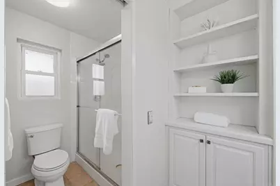 7945 Calle Madrid, Carlsbad, CA 92009 - Photo 19