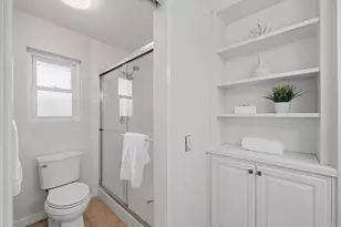 7945 Calle Madrid, Carlsbad, CA 92009 - Photo 19