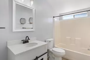 211 N Citrus Ave, Escondido, CA 92027 - Photo 23